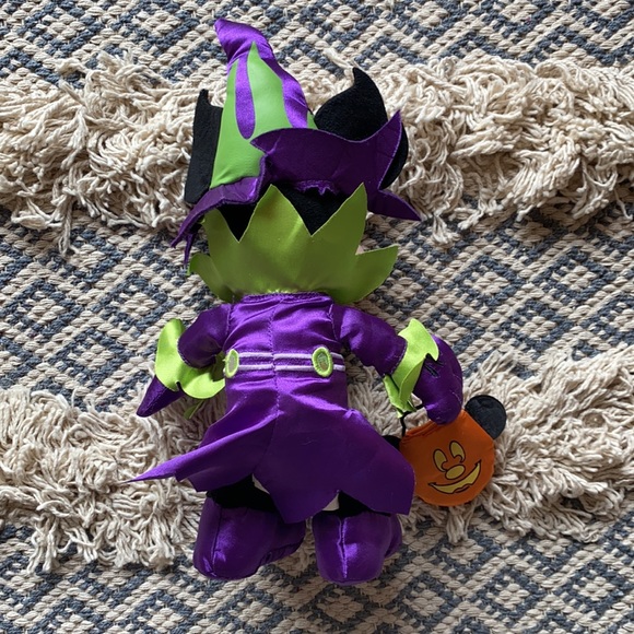 Halloween Minnie Mouse - Picture 3 of 6